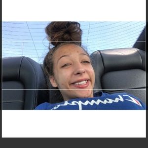 Meet your Posher, Chloe